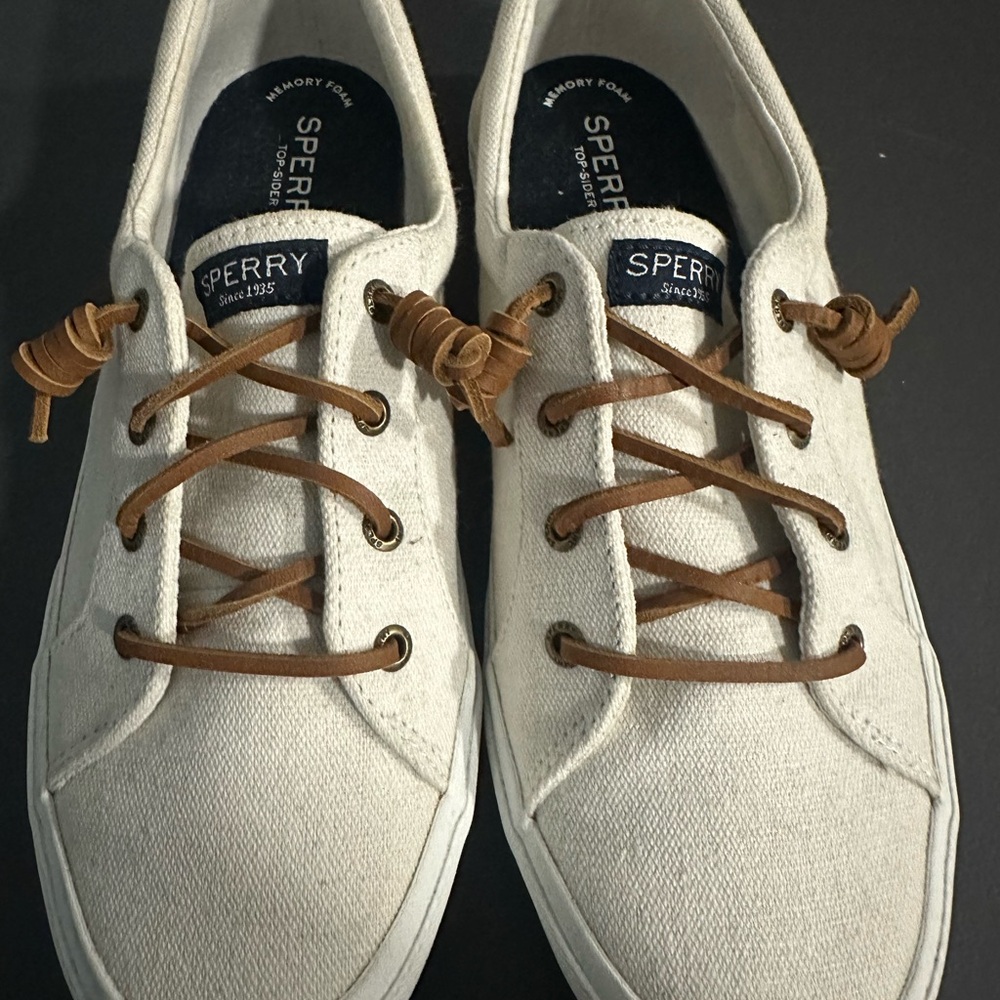 Sperry Women’s Cream Crest Vibe Canvas Shoes